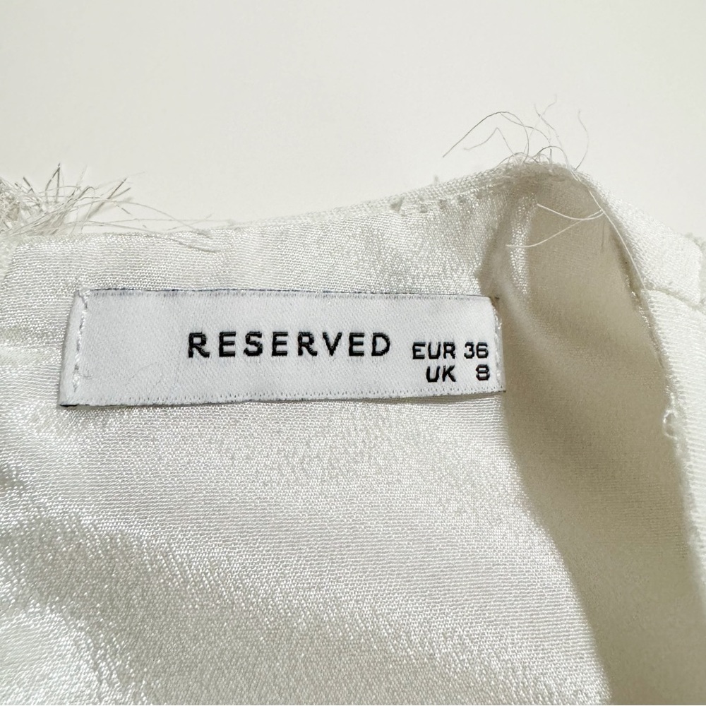 Eyelash Fringe Sleeveless Blouse - Picture 9 of 12